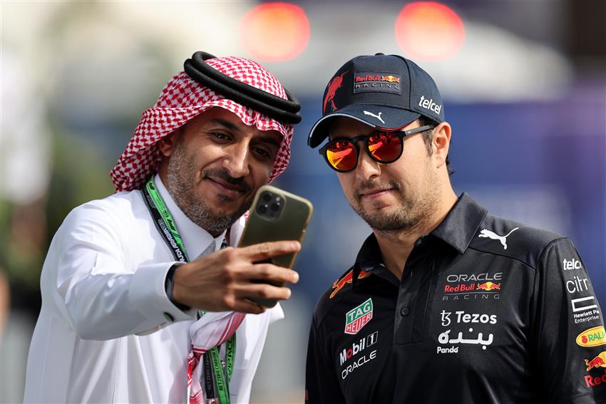 Saudi Arabian Man selfie